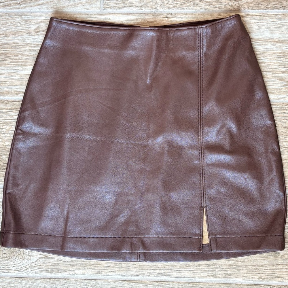 Hollister Brown Pencil Mini Skirt with Slit Size S